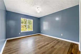 3845 Meadow Green Ct, Peachtree Corners, GA 30092 - Photo 11