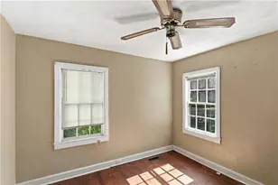 620 S Gordon Circle, Hapeville, GA 30354 - Photo 13