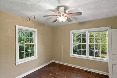 620 S Gordon Circle, Hapeville, GA 30354 - Photo 15