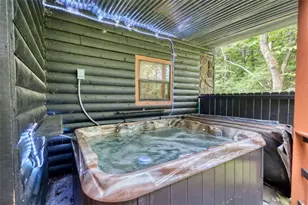 450 Flat Creek Cir, Blue Ridge, GA 30513 - Photo 7