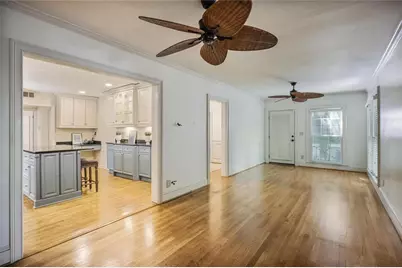 2218 Peachtree Road NW, Atlanta, GA 30309 - Photo 25