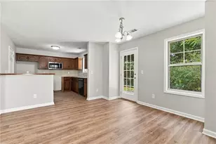121 Cypress Ct, Canton, GA 30115 - Photo 3