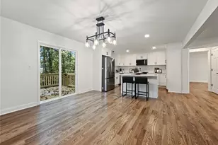 114 River Creek Dr, Woodstock, GA 30188 - Photo 7