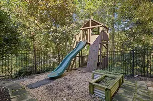 3807 Upland Dr, Marietta, GA 30066 - Photo 49