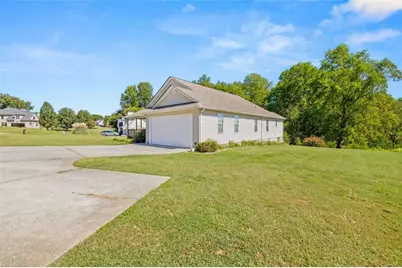 219 Mallard Pond Circle, Alto, GA 30510 - Photo 5