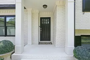 1350 Battleview Dr NW, Atlanta, GA 30327 - Photo 11