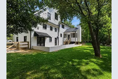 1350 Battleview Drive NW, Atlanta, GA 30327 - Photo 25