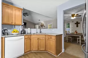 5531 Skylar Creek Ln, Buford, GA 30518 - Photo 23