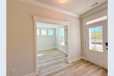5296 Baymont Drive, Gainesville, GA 30507 - Photo 9