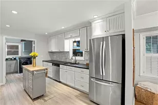 173 Laurelwood Ln, Alpharetta, GA 30009 - Photo 3
