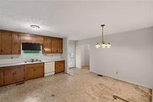 1701 Beeks Rd, Williamson, GA 30292 - Photo 13