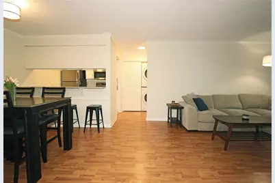 306 Barrington Hills Drive, Sandy Springs, GA 30350 - Photo 3