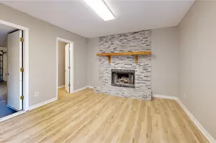 4650 Westminster Dr, Ellenwood, GA 30294 - Photo 9