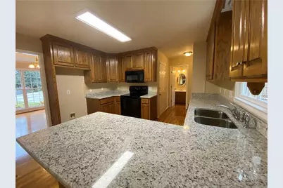 612 Braidwood Drive NW, Acworth, GA 30101 - Photo 5