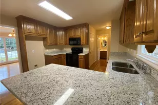 612 Braidwood Dr NW, Acworth, GA 30101 - Photo 5