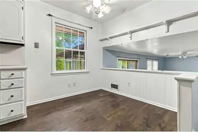 4258 Executive Drive, Stone Mountain, GA 30083 - Photo 11