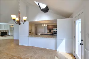 1321 Lakeshore Dr, Snellville, GA 30078 - Photo 17