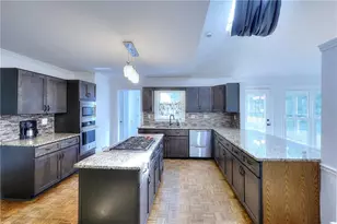 1321 Lakeshore Dr, Snellville, GA 30078 - Photo 13