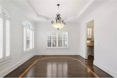 7611 Regency Circle, Sandy Springs, GA 30350 - Photo 17