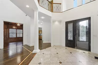 7611 Regency Circle, Sandy Springs, GA 30350 - Photo 15