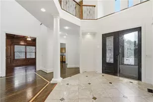 7611 Regency Cir, Sandy Springs, GA 30350 - Photo 15