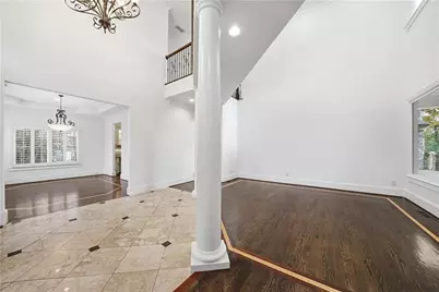 7611 Regency Circle, Sandy Springs, GA 30350 - Photo 21