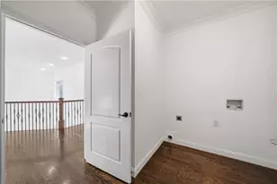 7611 Regency Cir, Sandy Springs, GA 30350 - Photo 59