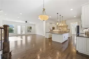 7611 Regency Cir, Sandy Springs, GA 30350 - Photo 33