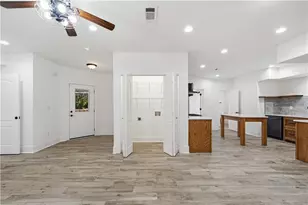 7611 Regency Cir, Sandy Springs, GA 30350 - Photo 79