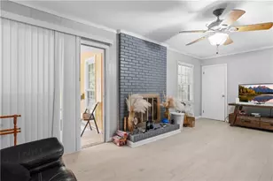 6828 Rockland Rd, Lithonia, GA 30038 - Photo 11