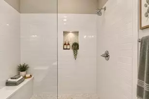 2017 Ocean Dr NW, Atlanta, GA 30318 - Photo 43