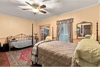 863 Lake Avenue NE, Atlanta, GA 30307 - Photo 7