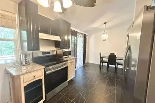 2877 SW Woodburn Ct SW, College Park, GA 30349 - Photo 7