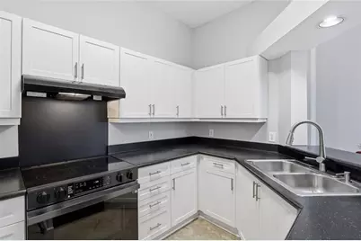 3334 Peachtree Road NE #1704, Atlanta, GA 30326 - Photo 11