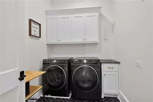 244 Brooke Dr, Alpharetta, GA 30009 - Photo 33