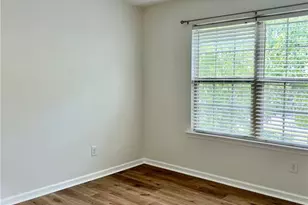 3102 Brockenhurst Dr, Buford, GA 30519 - Photo 25