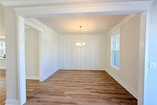 5523 Tullis Dr, Gainesville, GA 30507 - Photo 7