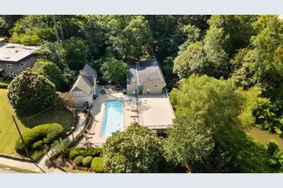 4060 Haverhill Drive #D, Atlanta, GA 30342 - Photo 23