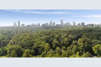 4060 Haverhill Drive #D, Atlanta, GA 30342 - Photo 27