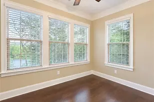 1192 Holly Ave, Dunwoody, GA 30338 - Photo 9
