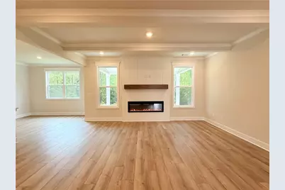 5543 Tullis Drive, Gainesville, GA 30507 - Photo 9