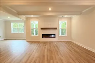 5543 Tullis Dr, Gainesville, GA 30507 - Photo 9