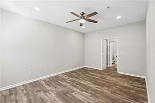 5641 Roswell Rd, Sandy Springs, GA 30342 - Photo 15