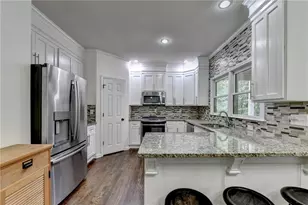 4410 Landover Way, Suwanee, GA 30024 - Photo 13