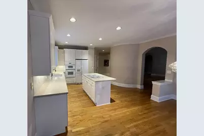 8550 Edwardton Drive, Roswell, GA 30076 - Photo 11