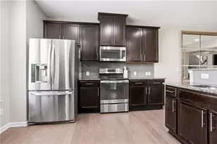 1971 Paxton Ridge Ln, Lilburn, GA 30047 - Photo 15