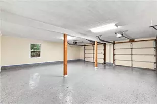 265 Brook Dr, Sandy Springs, GA 30328 - Photo 15