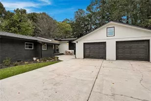 265 Brook Dr, Sandy Springs, GA 30328 - Photo 29
