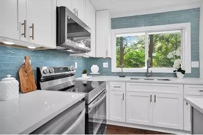 2274 Burch Circle NE, Atlanta, GA 30319 - Photo 17
