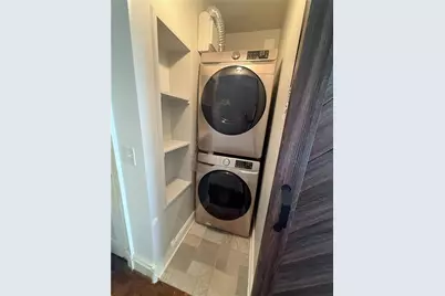 2632 Peachtree Road NW #404B, Atlanta, GA 30305 - Photo 9